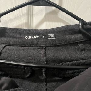 Old Navy Gray pixie pants